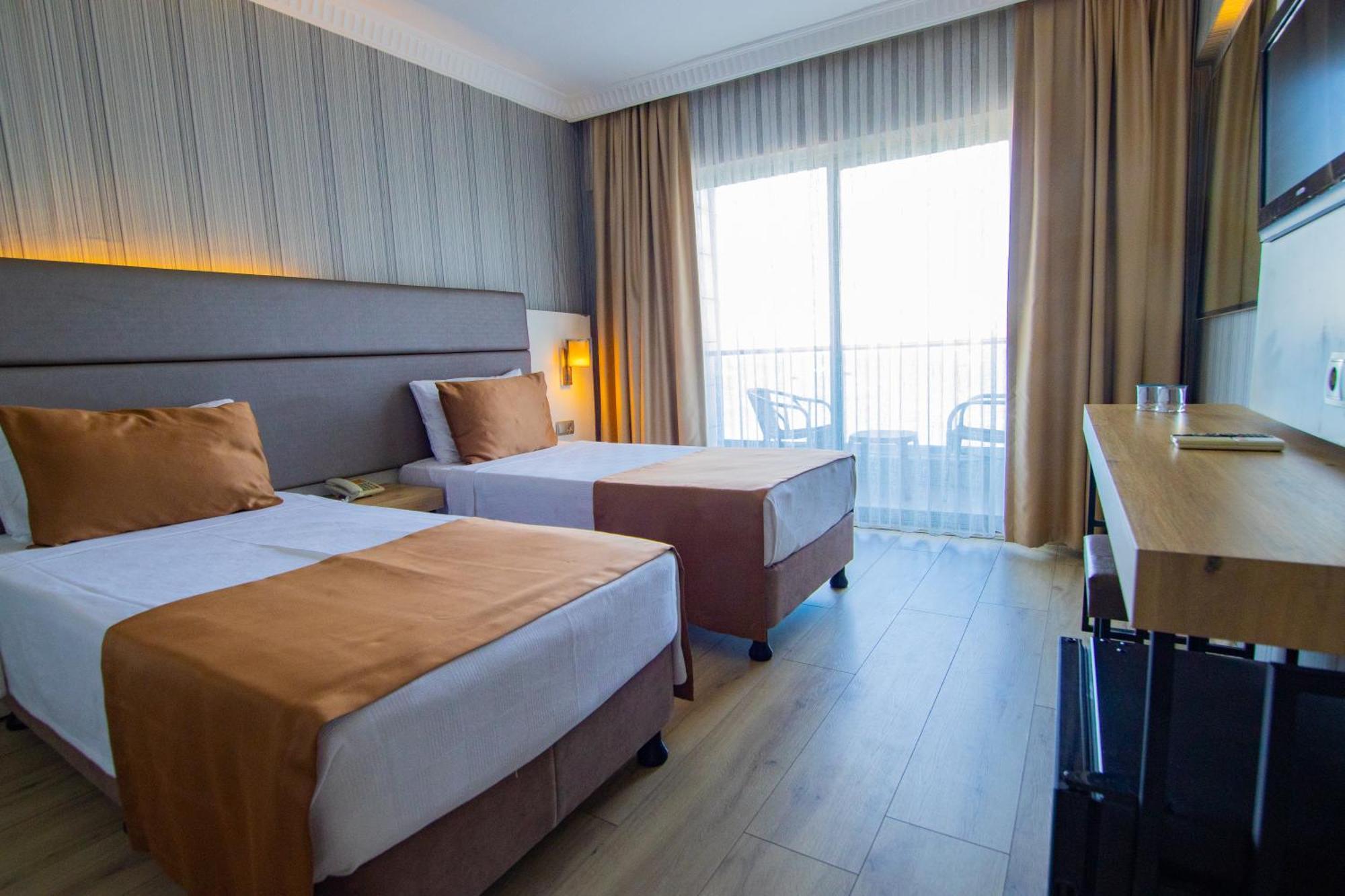 Point Beach Hotel Marmaris Exterior photo